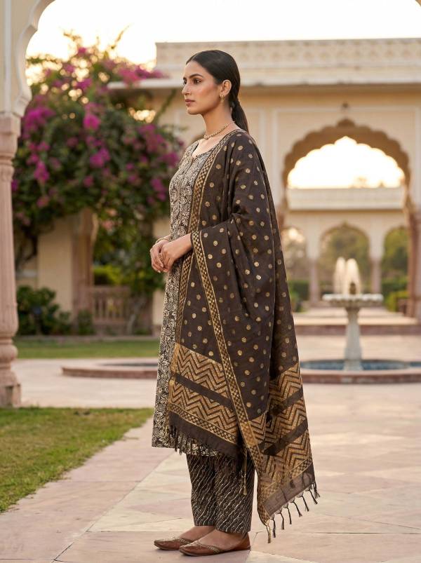 Brown Cotton Printed Kurti Pant Dupatta Set (3 Pc Ethnic Set) Thumbnail